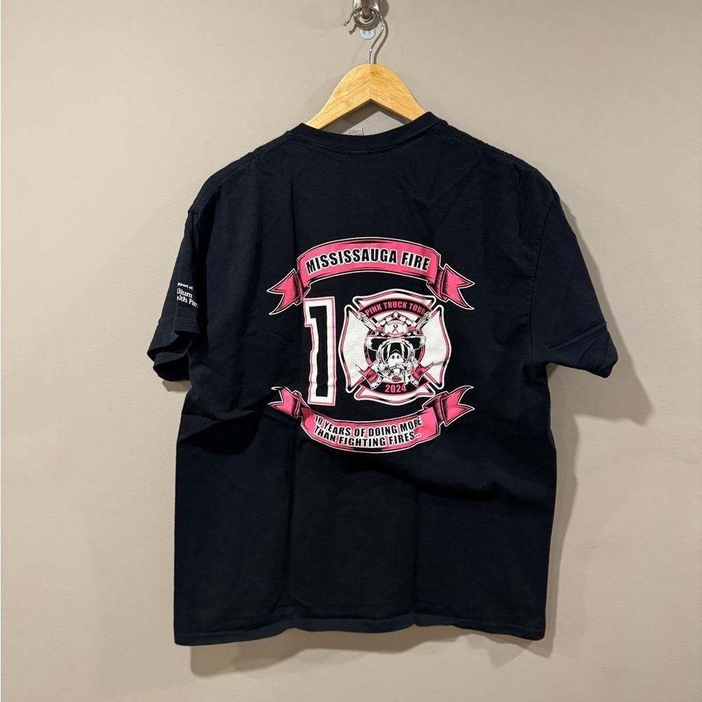 Mississauga Fire Department T-Shirt - Picture 2 of 5